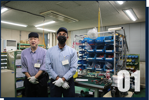 ほとんどの人が金型加工未経験者。