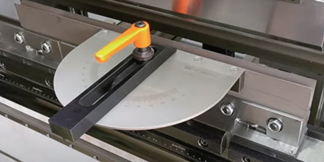 アングルガイド