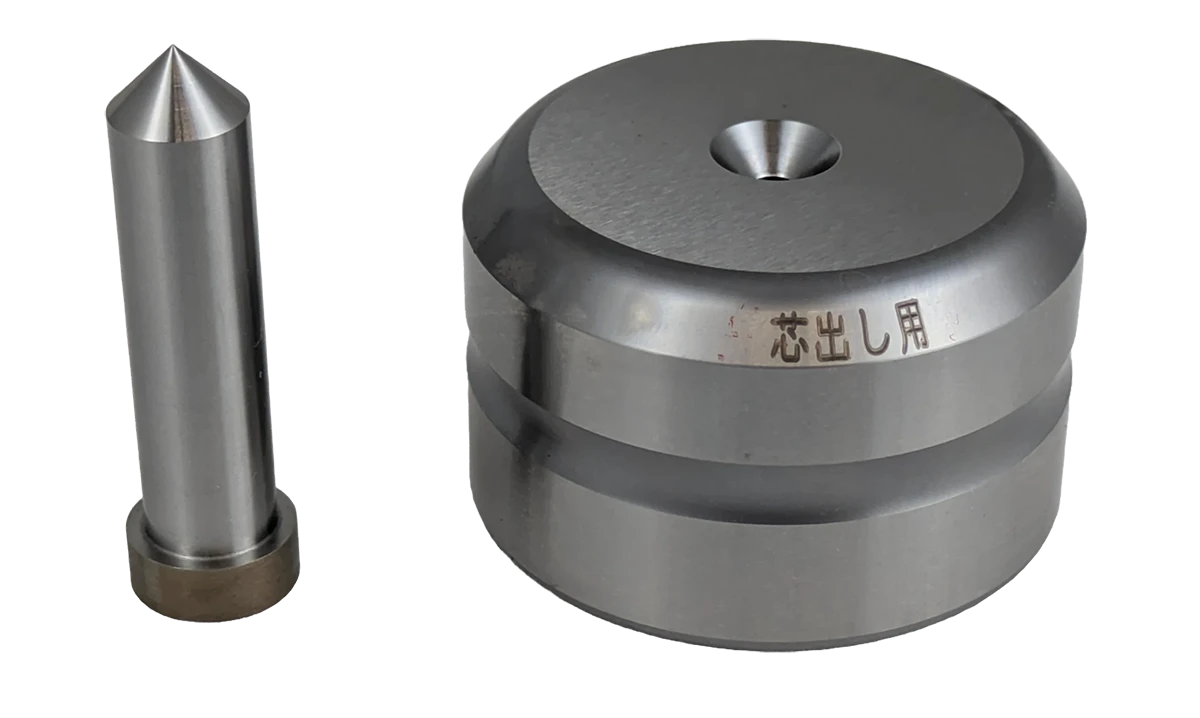 セパレート式成形金型で加工したもの