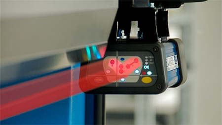 レーザ光線式プレスブレーキ安全装置DSP